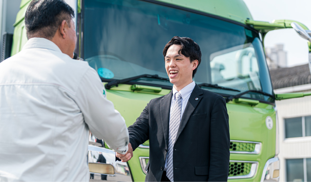 フレキシブルな契約期間で<br><span class="reason__emphasis">お客様のニーズ</span>に応える