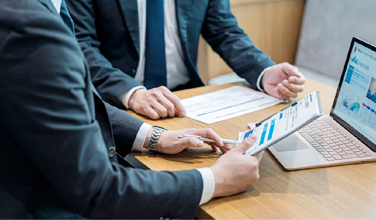 多角的な視点から審査を行い、<br><span class="reason__emphasis">借りやすさ</span>を実現